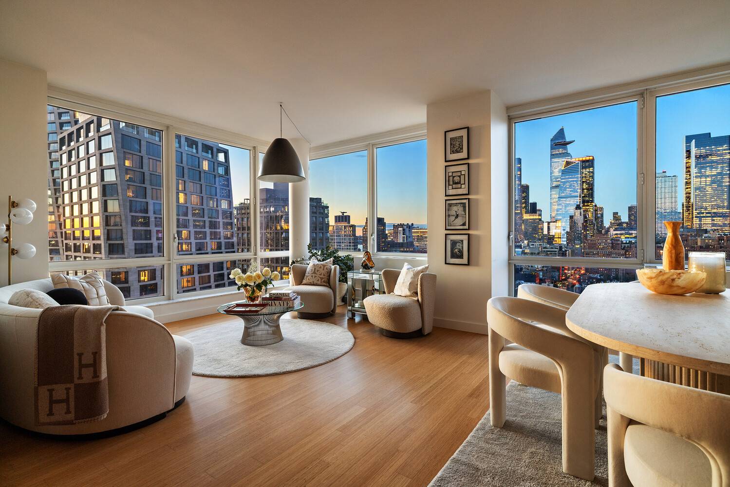 AN EKLUNDGOMES EXCLUSIVE AT DOUGLAS ELLIMAN.