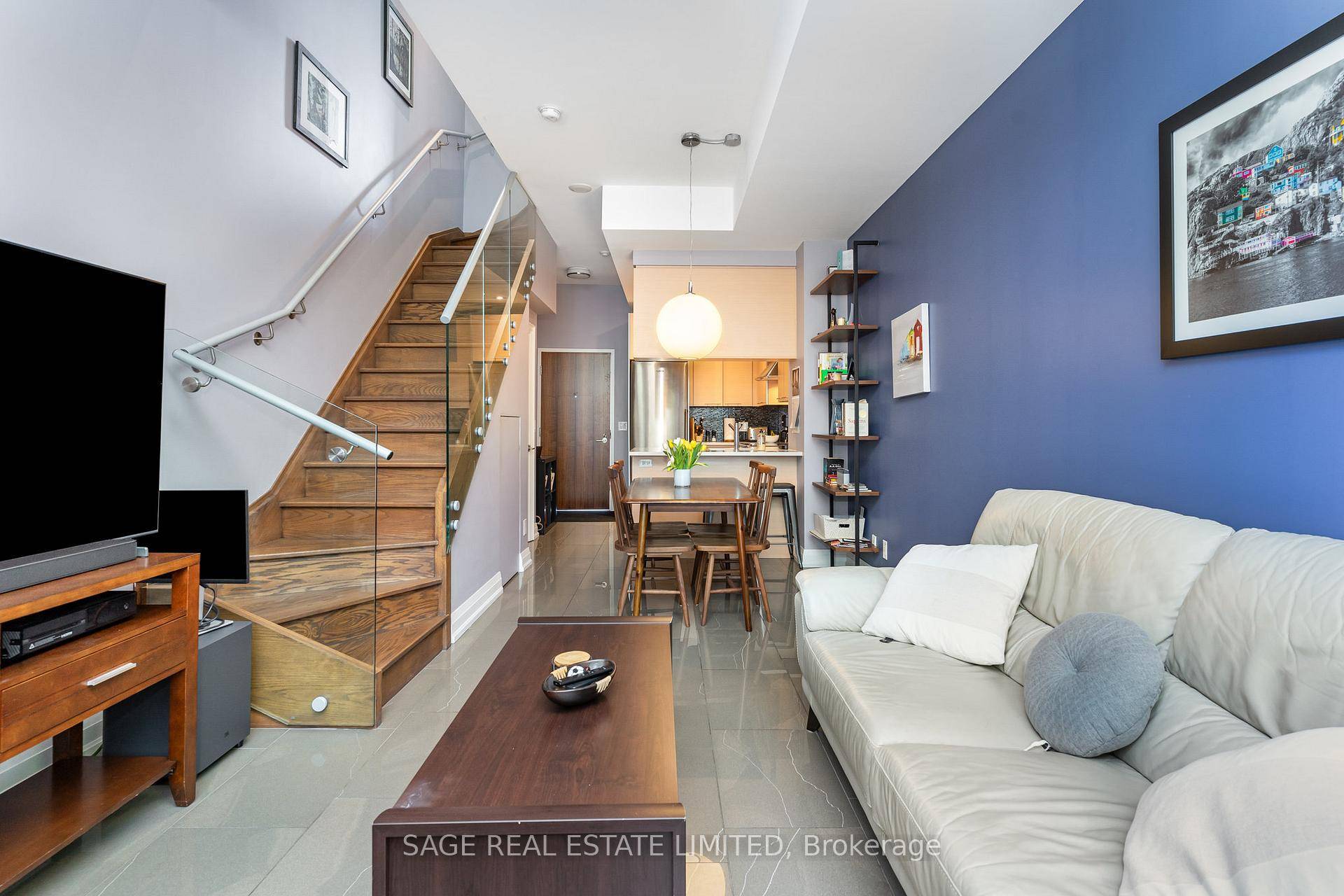 Premium fully furnished 2 storey loft w a terrace situated just steps from St Lawrence Market !