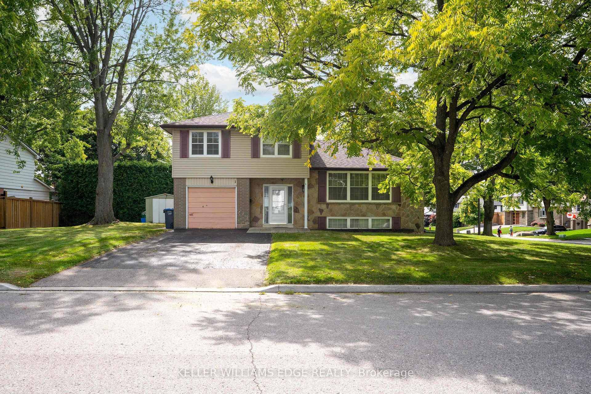 Situated on a large corner lot, this side split detached home is located in one of Bramptons most valuable and established neighbourhoods, Ridgehill Manor.
