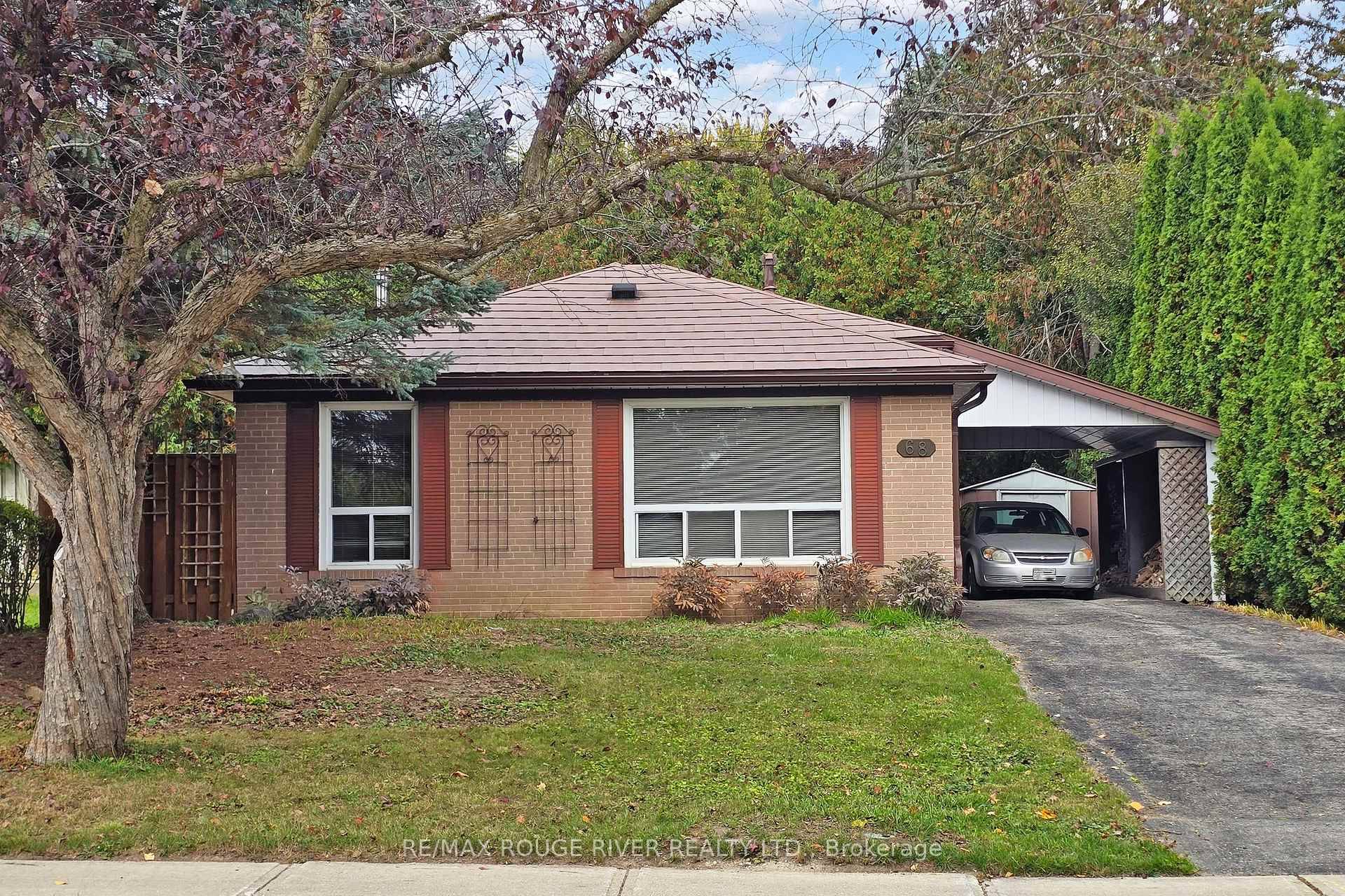 Welcome to 68 Aurora Heights Dr.