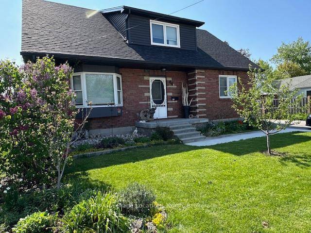 This beautiful legal duplex offers an excellent opportunity for both homeowners and investors, with the flexibility to live in one unit while renting out the other or using it as ...