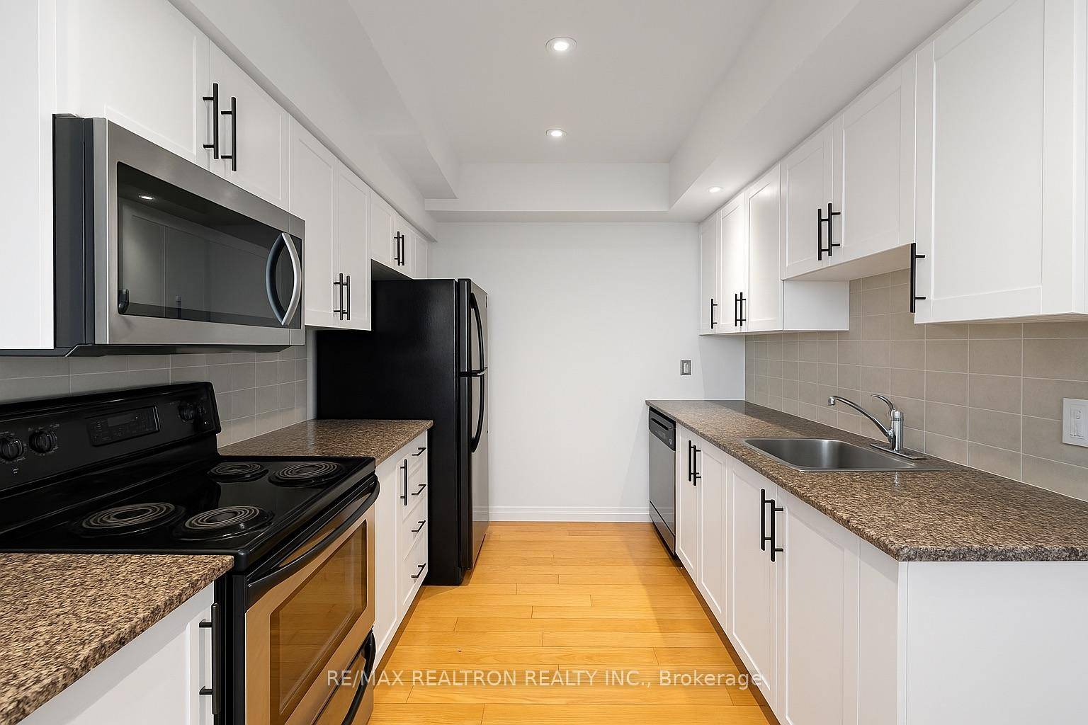 Spacious 1 Bedroom Den Condo With All Utilities Included Prime Downtown Location Welcome To This Beautifully Maintained 1 Bedroom Den Suite In A Luxury Tridel Built Building, Offering Over 700 ...