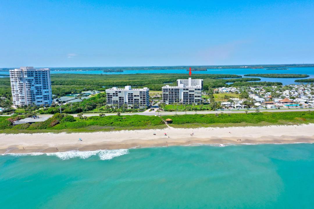 Discover the true essence of the Treasure Coast by experiencing a stay at this stunning two bedroom, two bathroom island sanctuary.
