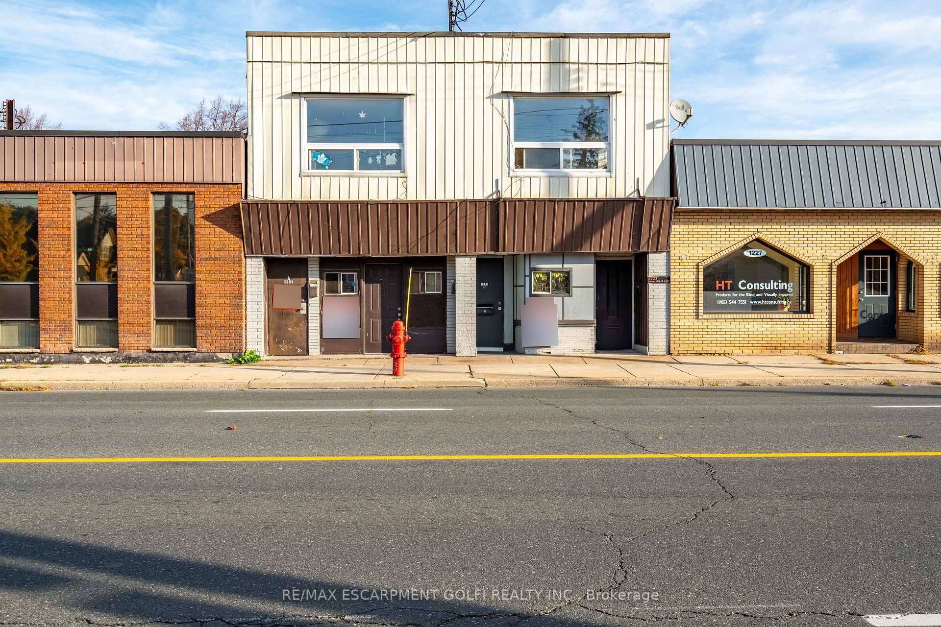 Multi Unit Investment Opportunity in Crown Point !