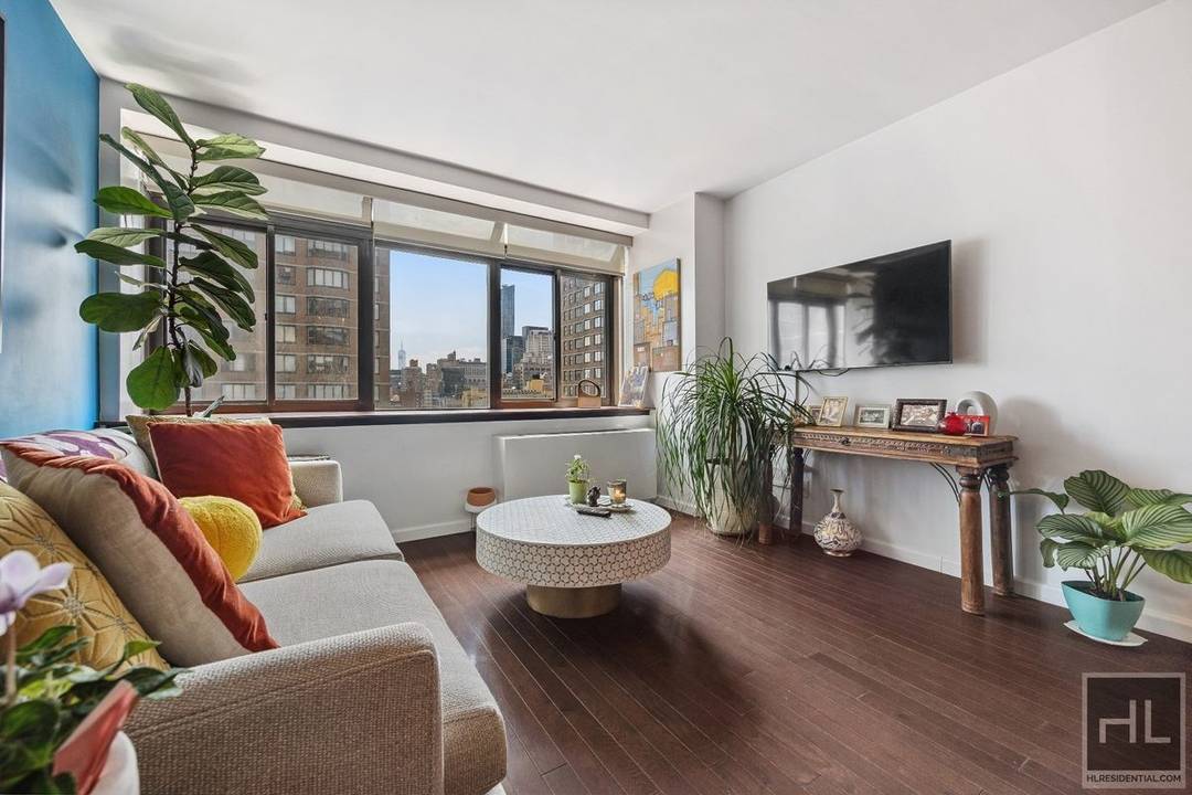 The Moroccan Retreat at L'Isola 157 East 32nd Street, Residence 16APerched high on the 16th floor, Residence 16A at L'Isola Condominium is a sun drenched, south facing sanctuary that captures ...