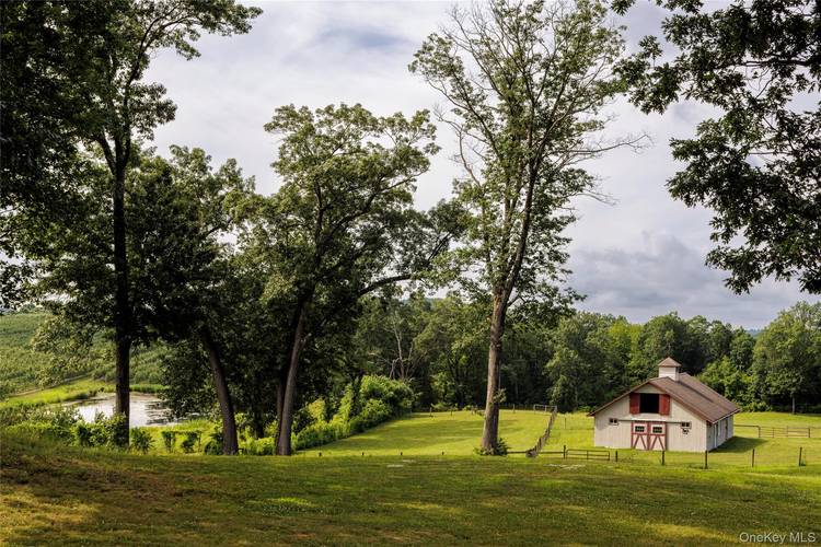 Set atop 24. 8 breathtaking acres with panoramic views of the Catskill Mountains, rolling horse pastures, and neighboring apple orchards, This former thoroughbred breeding farm is a rare Hudson Valley ...