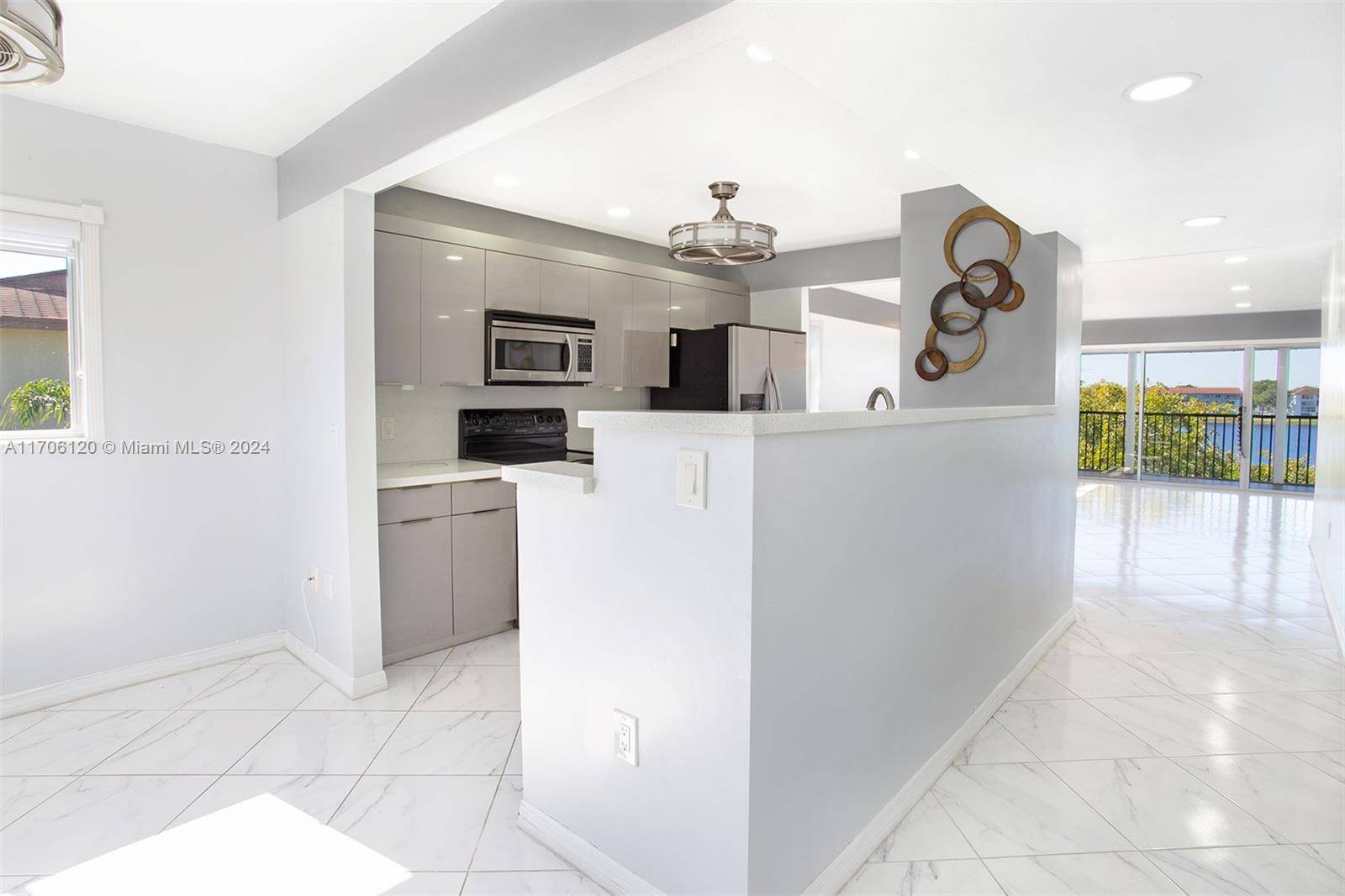 WELCOME TO YOUR BEAUTIFUL CONDO IN CENTURY VILLAGE PINES ACTIVE 55 ADULT COMMUNITY.