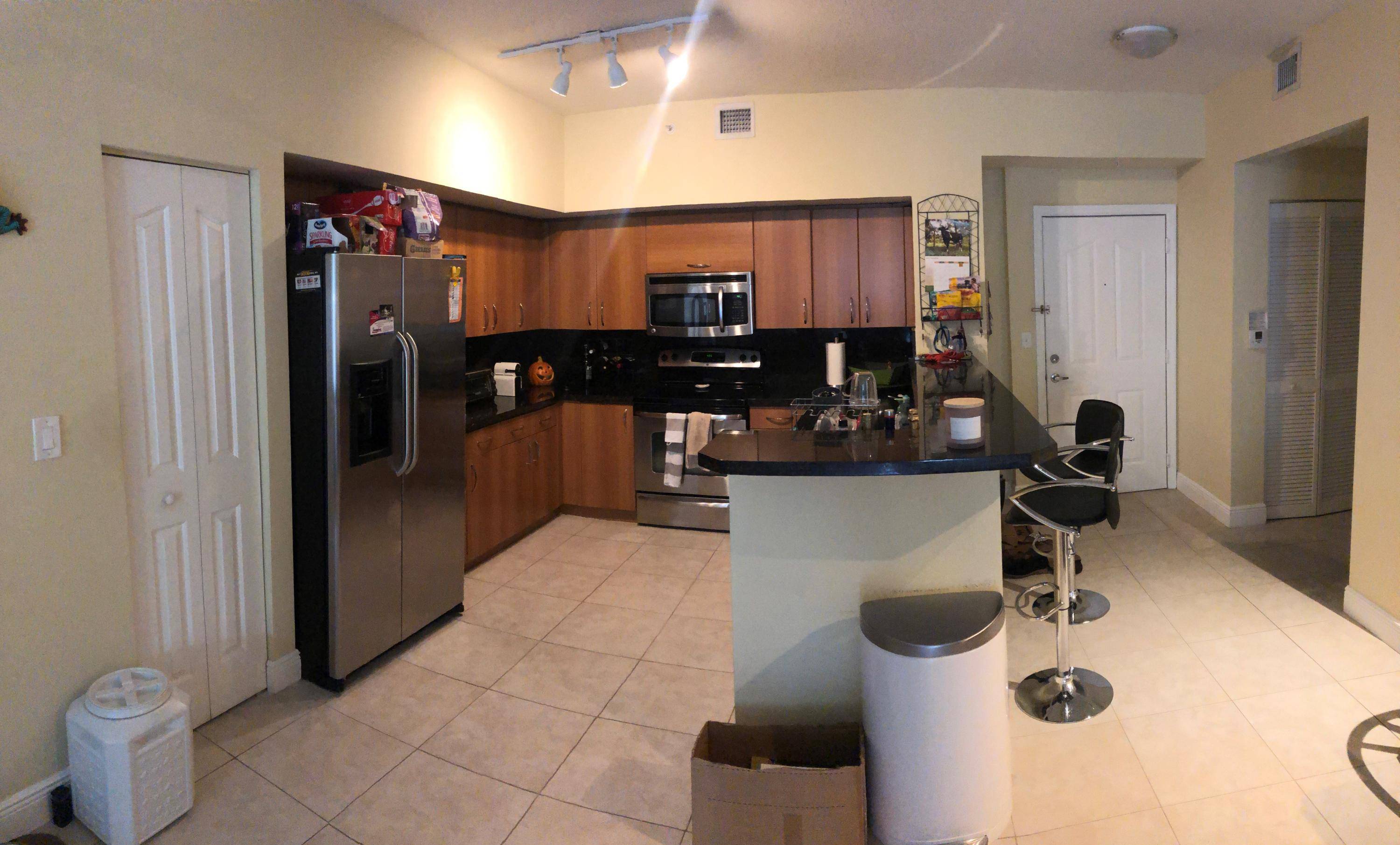 LIVE THE LIFE IN DOWNTOWN DELRAY BEACH walking distance from everywhere in downtown.