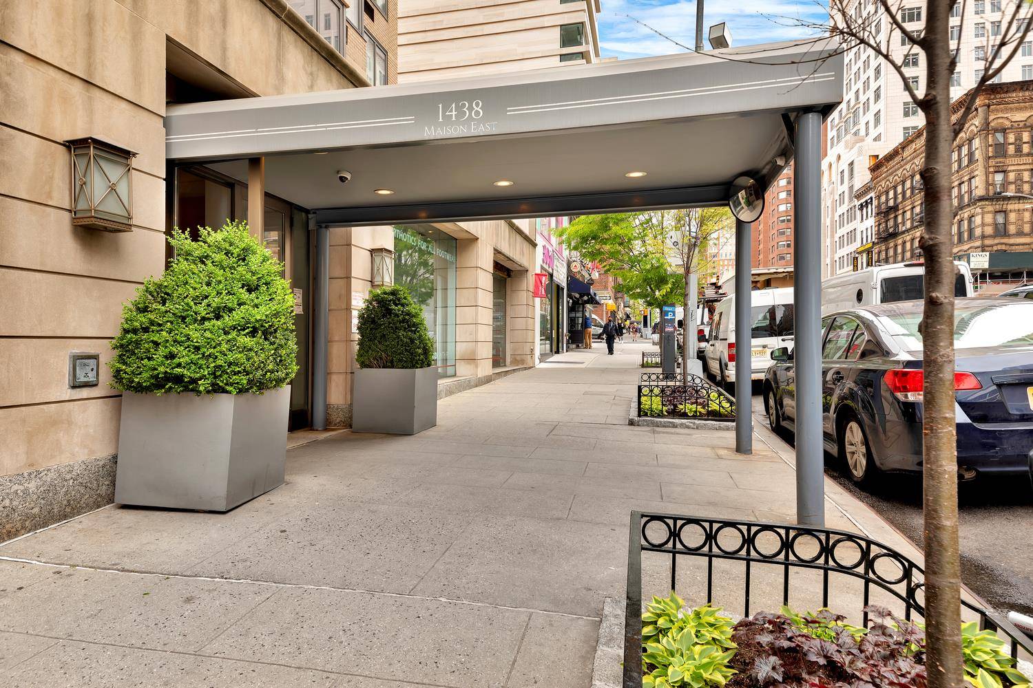 Calling all investors ! Tenant in place until September 2026.