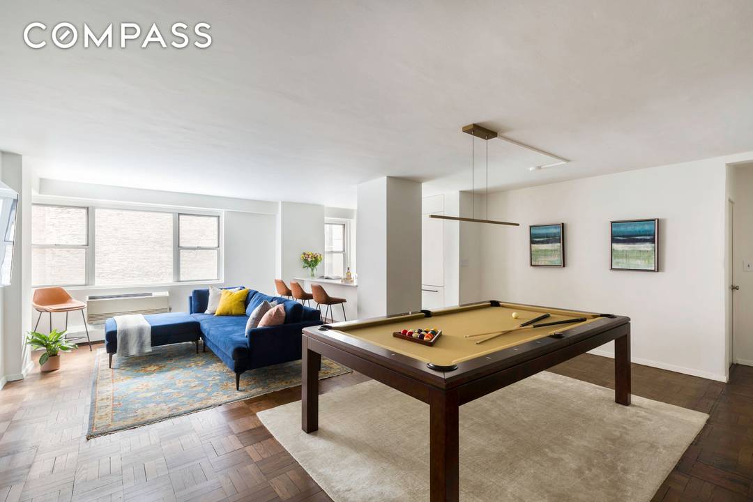 As you enter apartment 3H at The Lawrence House, in the heart of Greenwich Village, you cannot help but notice the volume of space this renovated one bedroom apartment offers.