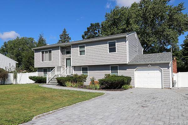 Newly Renovated 2 Bedroom, 2 Bathroom Hi Ranch in Dix Hills Welcome to this beautifully updated and freshly painted In Line Hi Ranch, located in the highly desirable Half Hollow ...