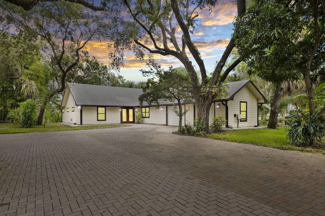 Live the ultimate coastal lifestyle in this beautifully updated, unfurnished or semi furnished 3 bedroom, 2.