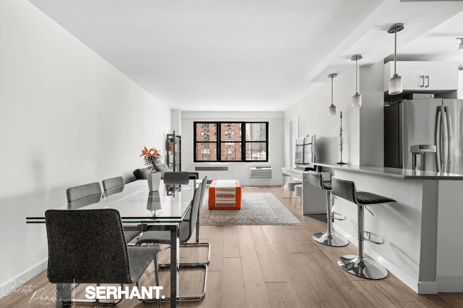 Bright amp ; Spacious Renovated, Corner Unit 2 Bedrooms with Open City Views Welcome to Lenox Hill and experience a sun drenched corner apartment with open southern and western exposures.
