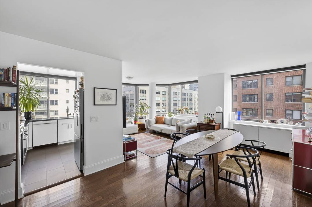 Residence 14A at SixtyFour Condominium Residence 14A is a bright and beautifully proportioned corner two bedroom, two bathroom home at SixtyFour Condominium, offering 1, 044 square feet, a true split ...