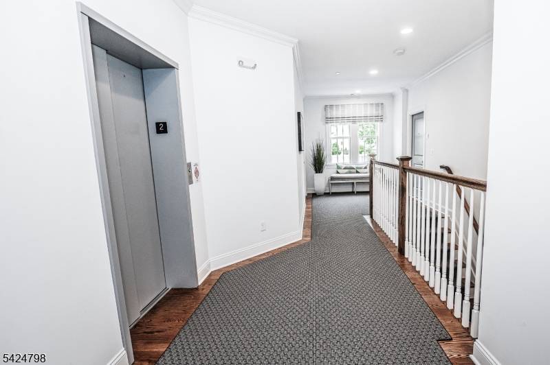 Live in the heart of Downtown Summit just 0.