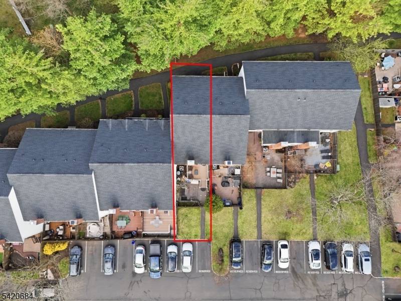 Welcome home to this beautiful move in ready, 2 bedroom, 1.