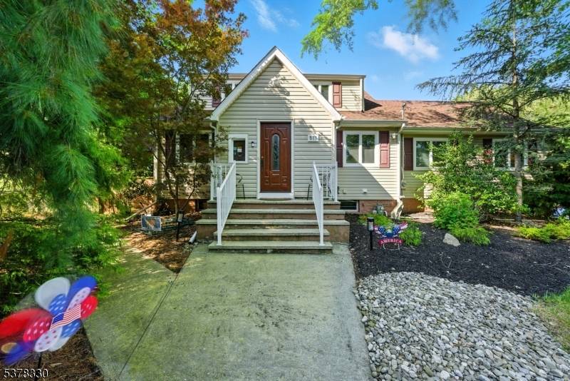 Staycation takes on new meaning when you can come home to your own private oasis.