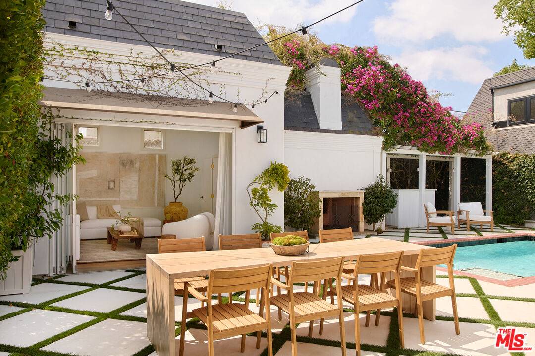 6206 Lindenhurst Ave 5BR Beverly Grove La