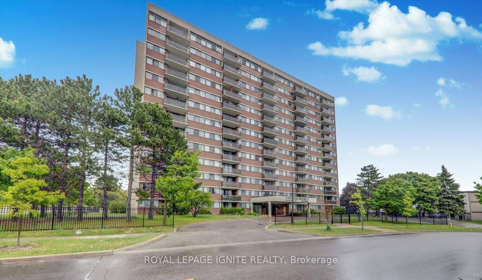 Great Opportunity to Live in a Renovated 2 Bedroom Condo !