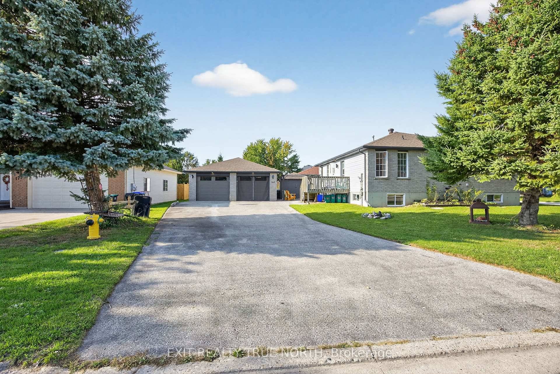 Welcome to 165 Ritchie Crescent, located in the ultra desirable, family friendly town of Elmvale.