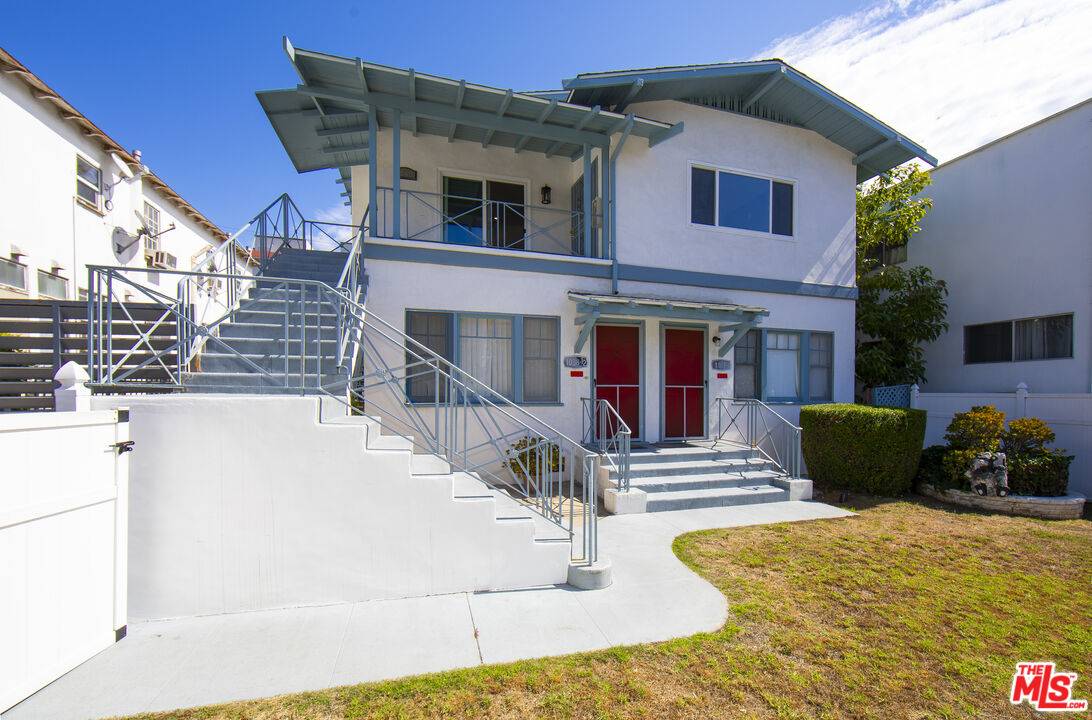 1040  N Crescent Heights Blvd 5BR Hollywood Hills East La
