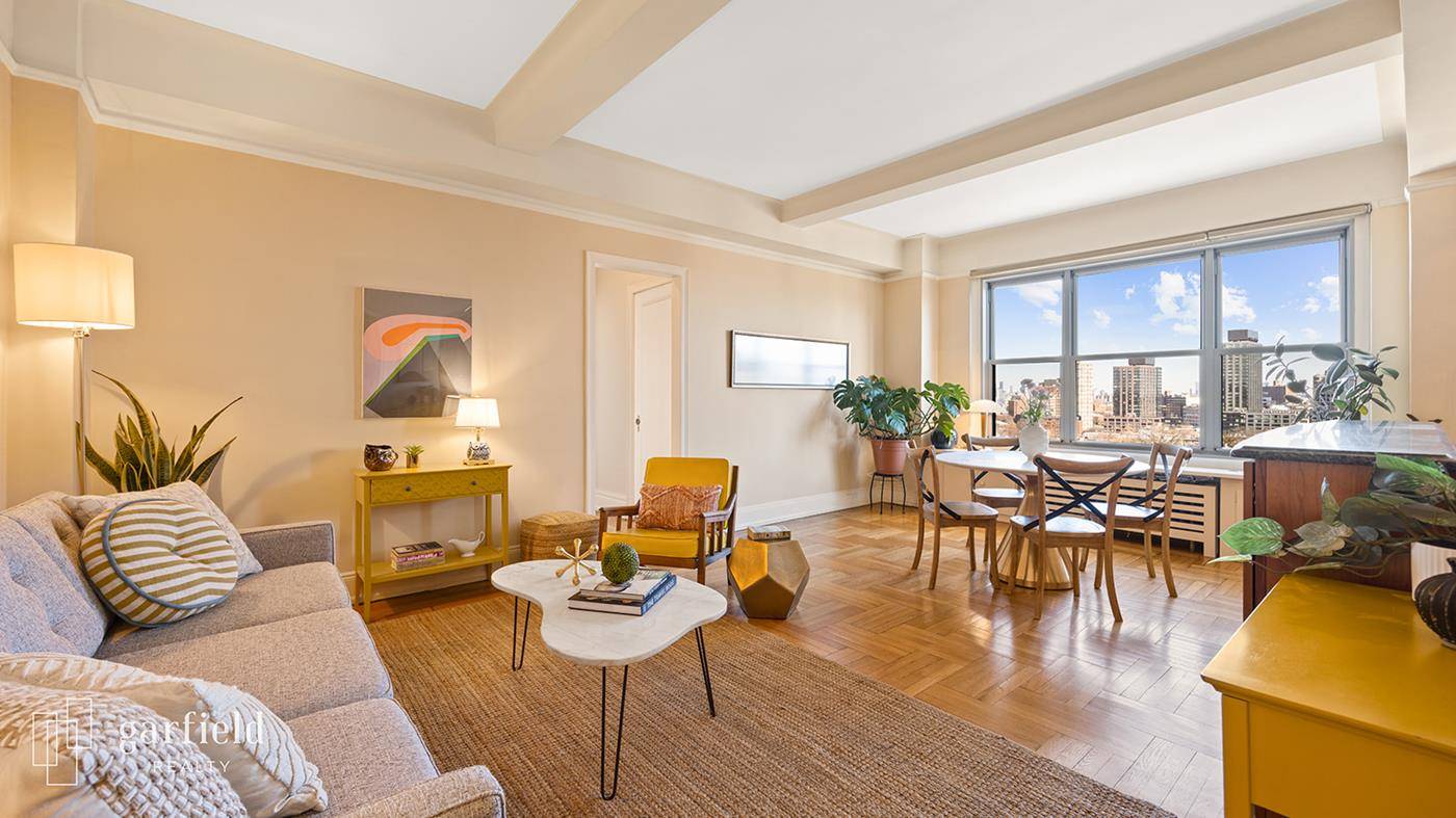 Serene and spectacular, this sprawling corner two bedroom home is perched on the 10th floor of a coveted full service elevator doorman building at 1 Plaza Street West.