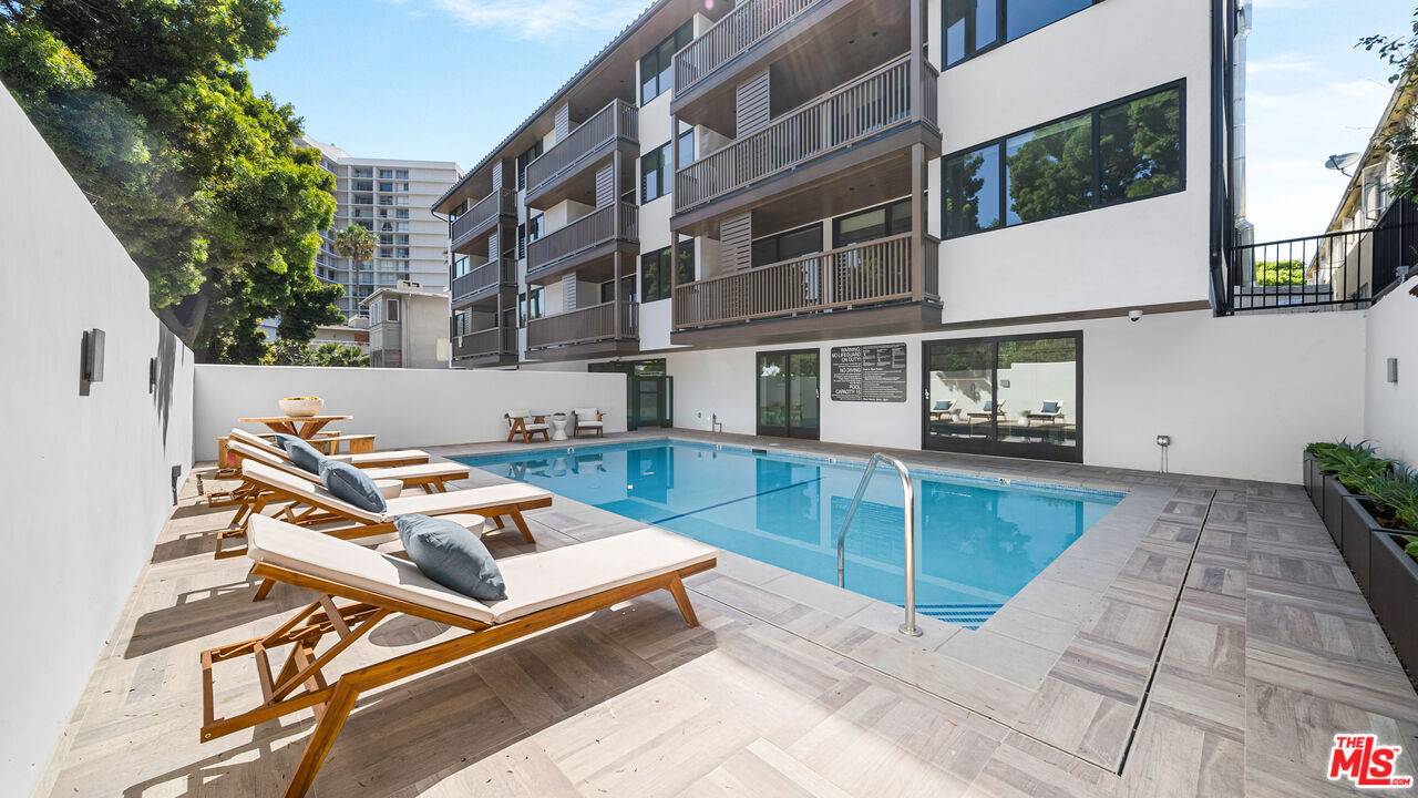 153   San Vicente Blvd 3.0 Pacific Palisades LA
