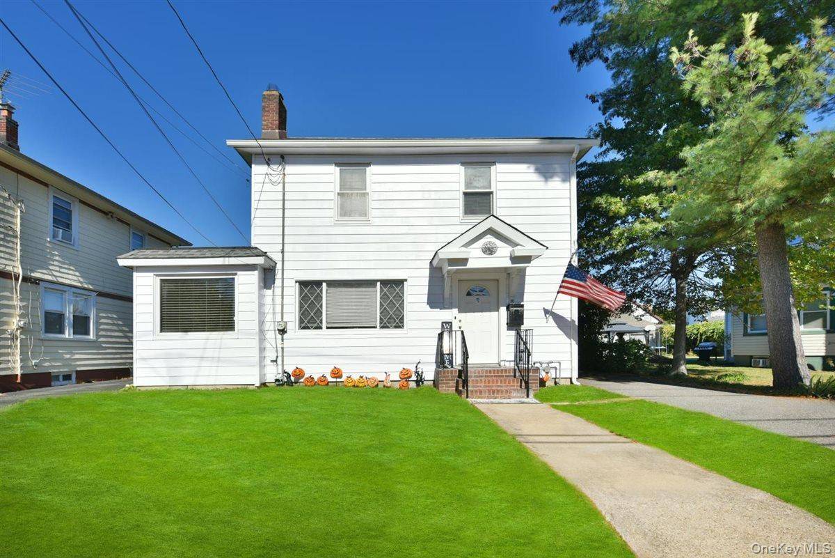 Welcome to a home that offers both comfort and possibility.