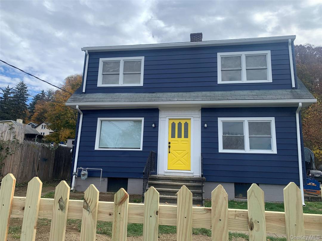 Nice, newly renovated 3 bedroom, 1.