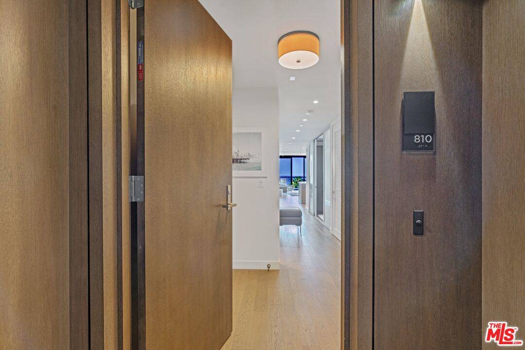1755 Ocean Avenue 2BR Santa Monica La
