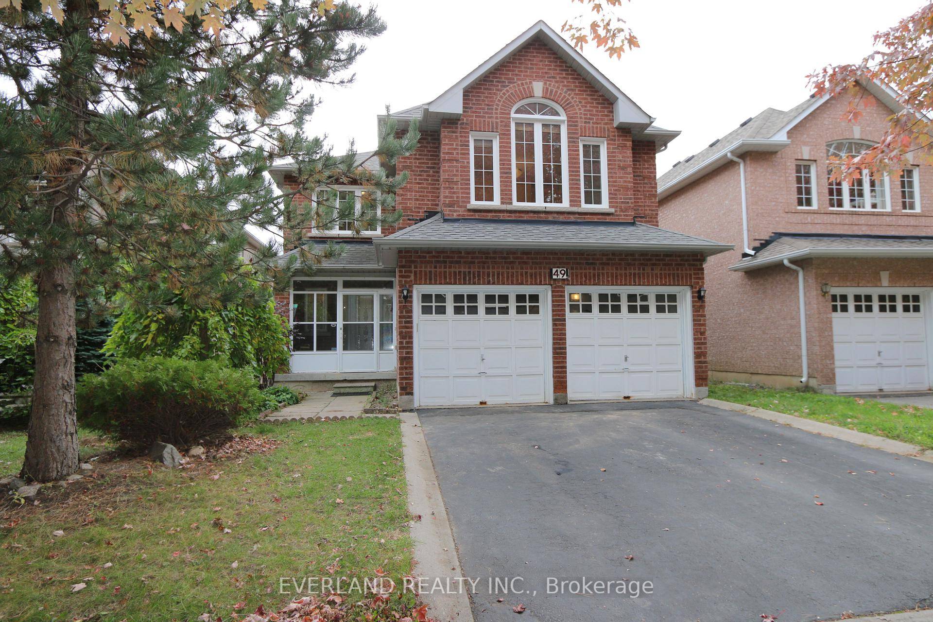 Great Location, Just Move in and enjoy !