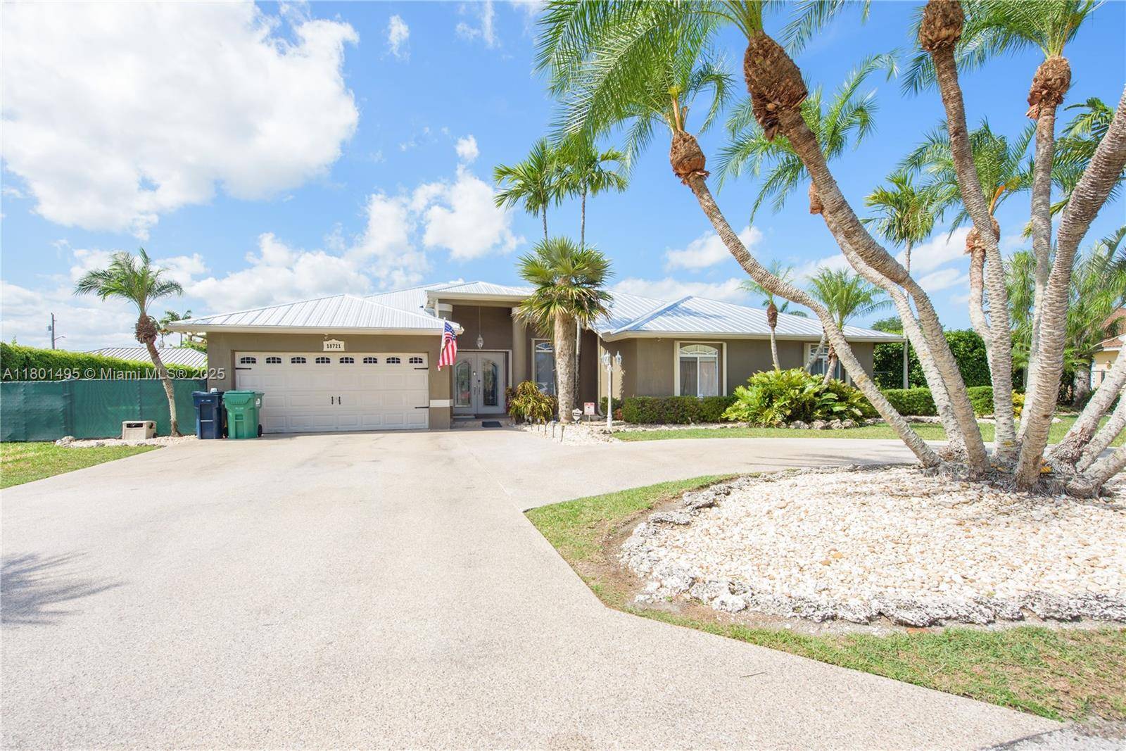 Price improvement ! ! SUMMER SPECIAL Stunning 4 bed, 2.
