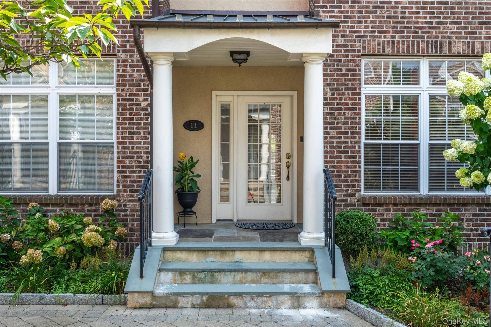 Welcome to Franklin Town Homes !