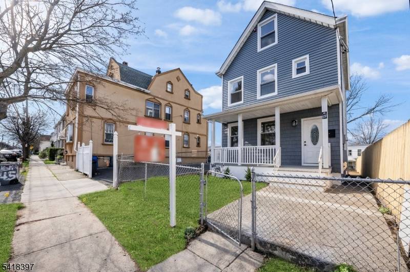 Fully Renovated Ready for You !