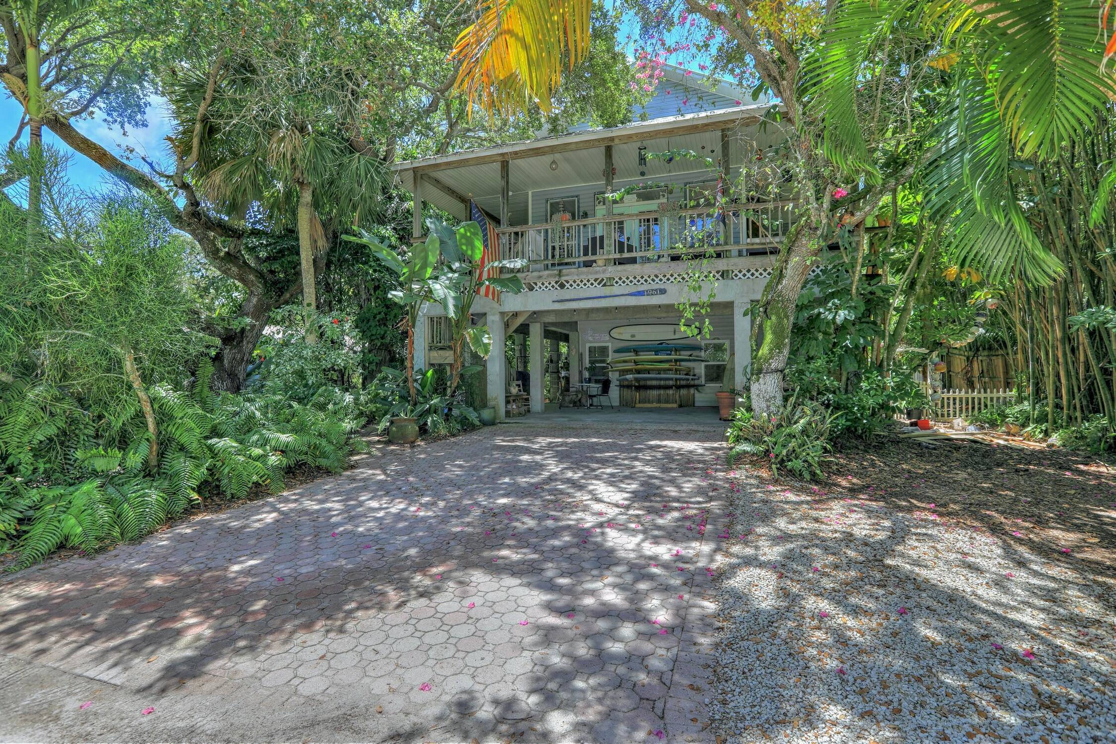 Welcome to your Florida Beach Retreat in Summerplace.