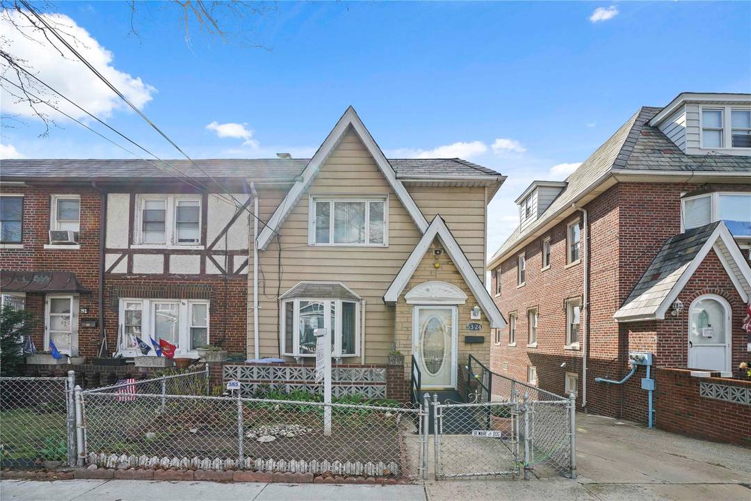 One family home in the heart of the Maspeth Plateau.