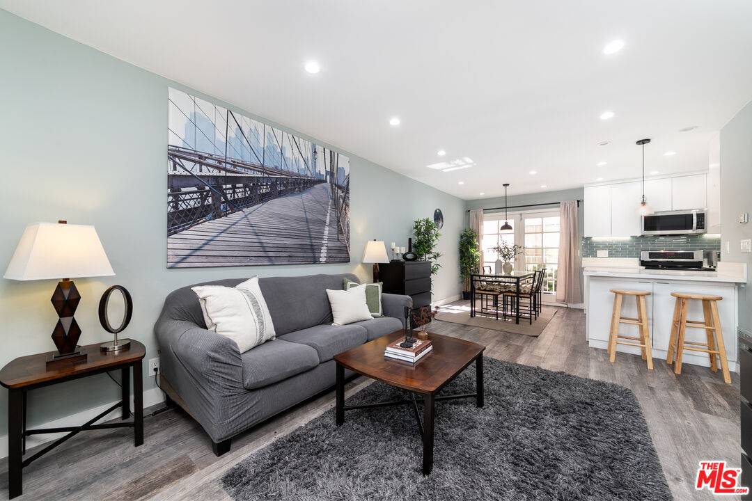 1145 Larrabee St 1BR Sunset Strip La