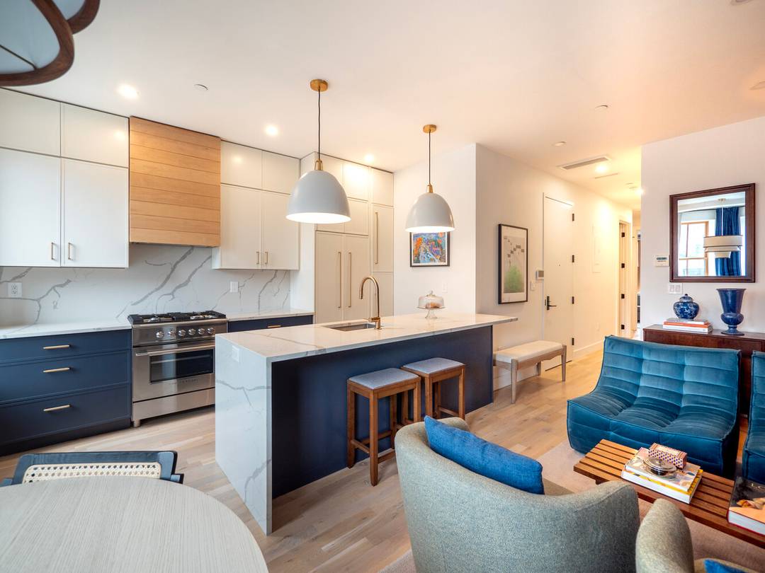 Sunlit, Floor Through Elegance in South Slope Introducing Residence Two at 395 16th Street a refined floor through home offering understated luxury in the heart of the South Slope.