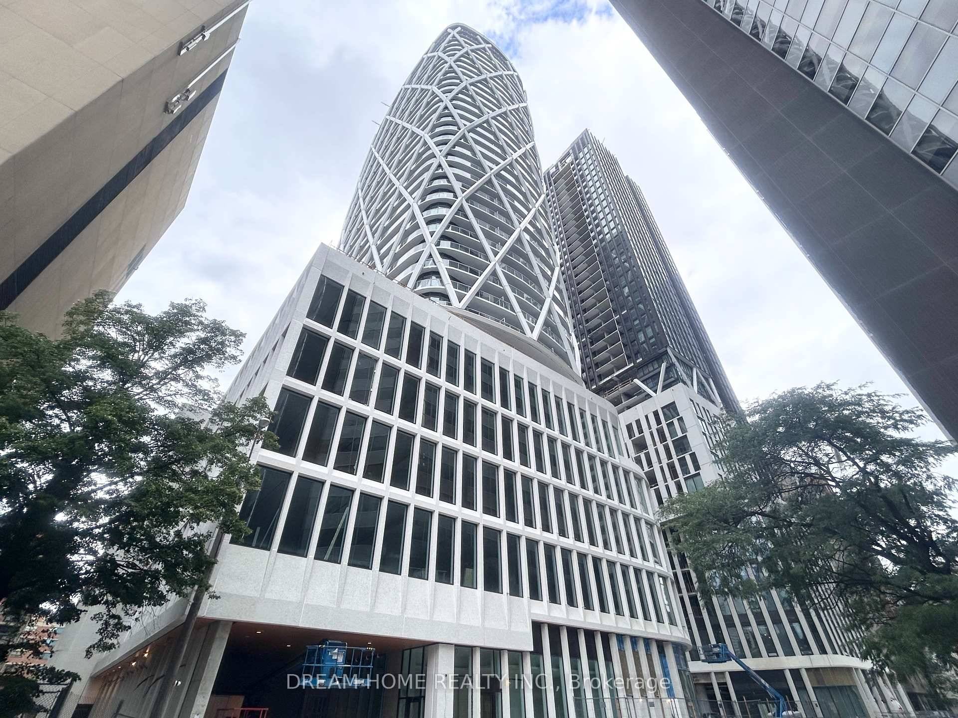 Welcome to Artists Alley Condos, a new development perfectly situated at University Ave and Dundas St W in the heart of downtown Toronto.
