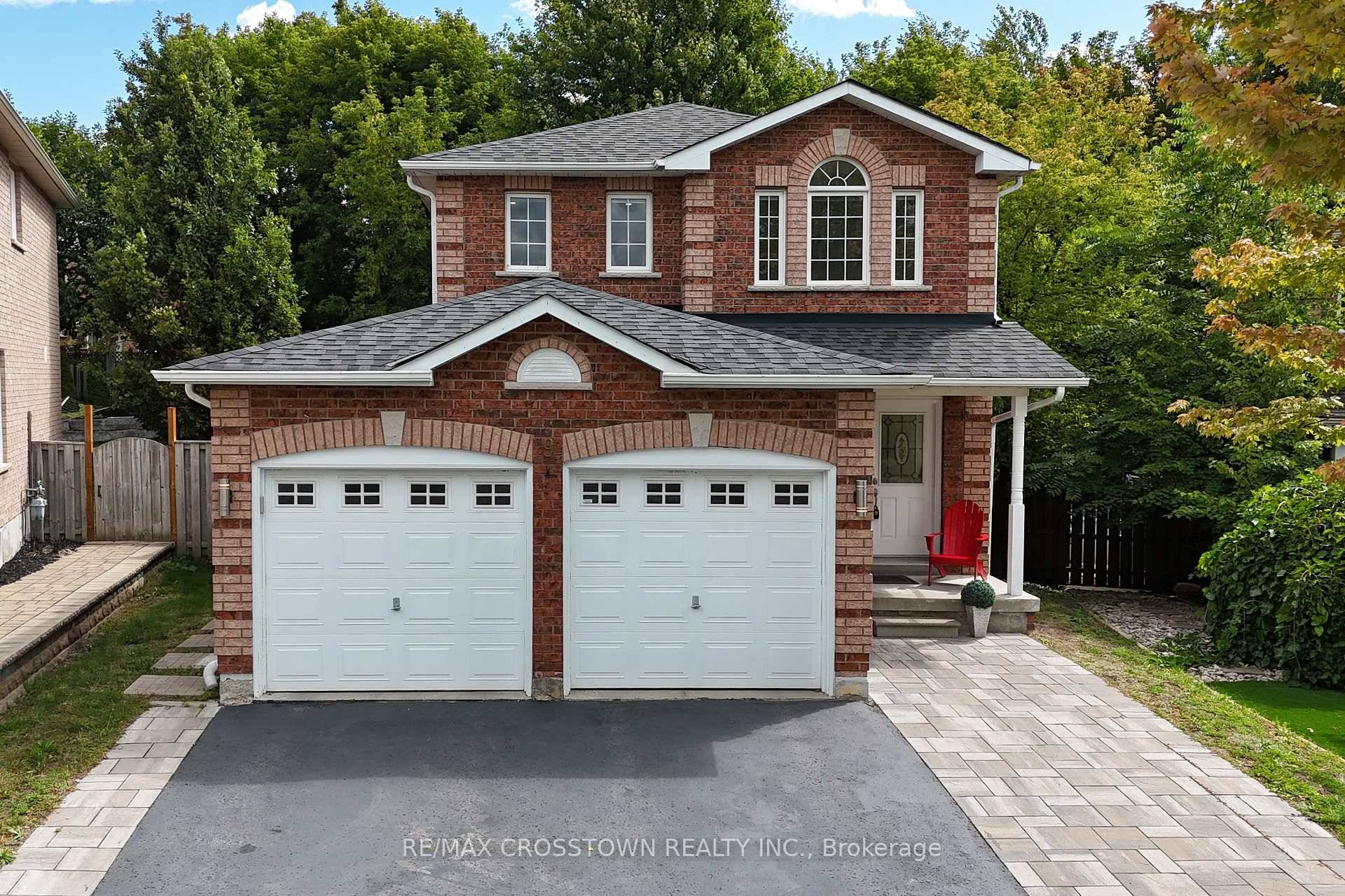 Welcome to 9 McKenzie Crescent !