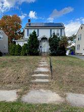 Ideal sidewalk lined Wethersfield neighborhood showcases classic New England Colonial s !