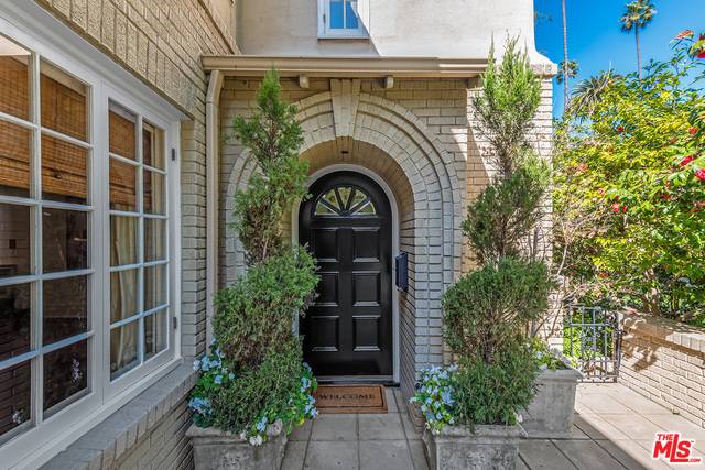 905  BEDFORD DR Beverly Hills Post Office | B.H.P.O. LA