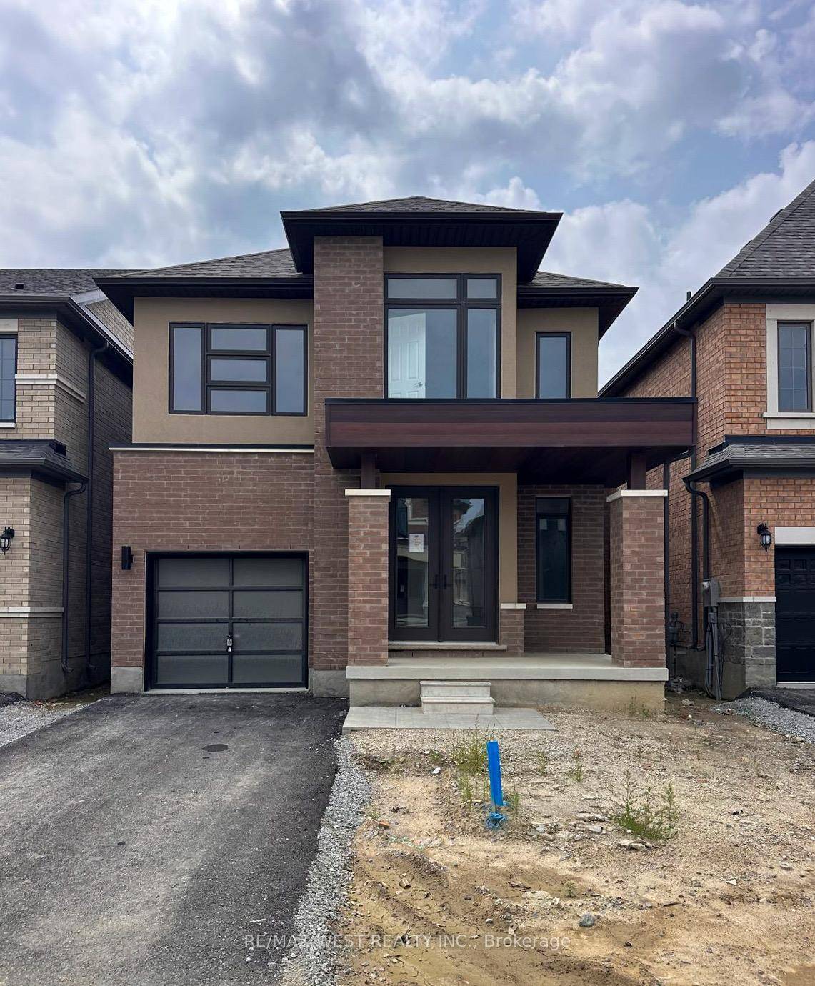 Located in Bramptons family oriented Sandringham Wellington North community, 52 Kessler Drive offers over 2, 000 sq ft of upgraded living space.
