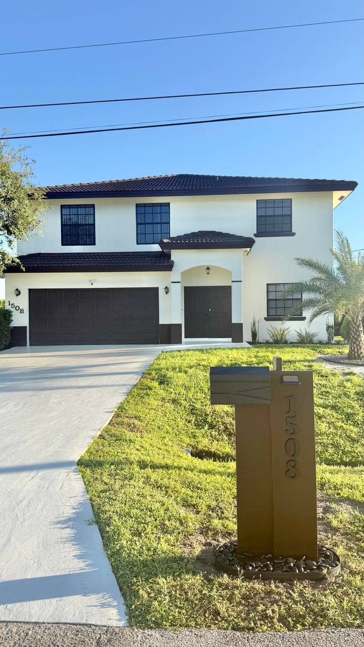 Welcome to this gorgeous two story home perfectly situated in an unbeatable location !