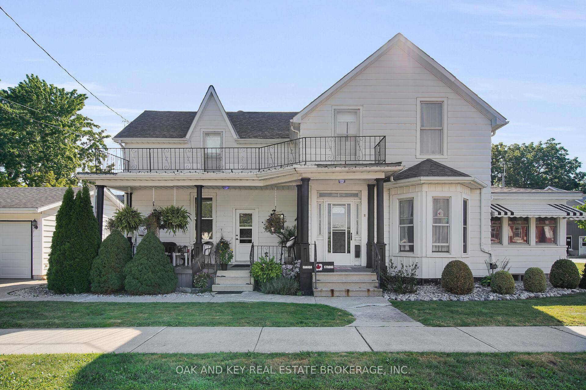 Exceptional legal duplex in the heart of Forest, Lambton Shores !