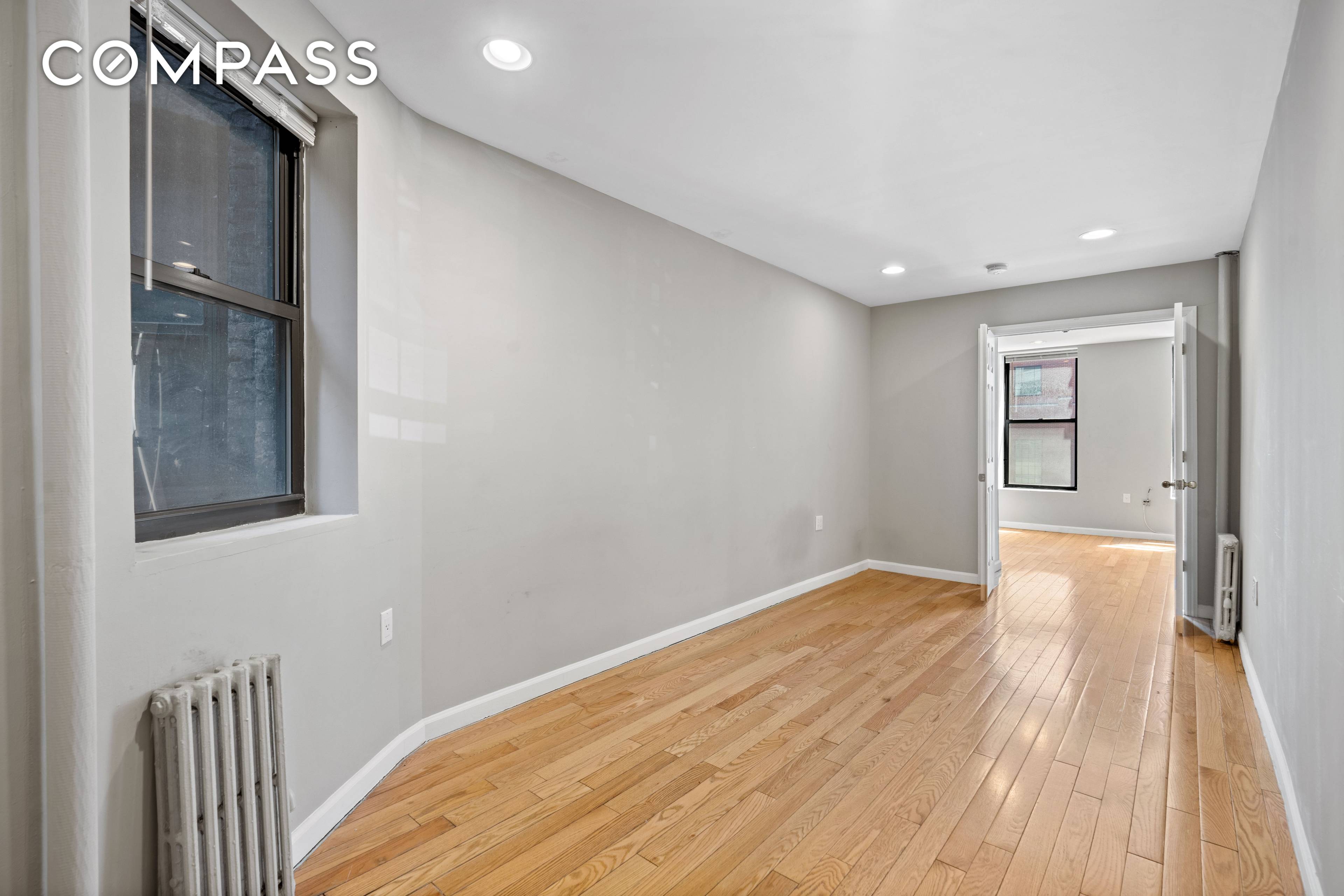 Modern Hell's Kitchen Comfort 723 Eleventh Ave 3C Stylish apartment in vibrant Hell's Kitchen offering modern city living.