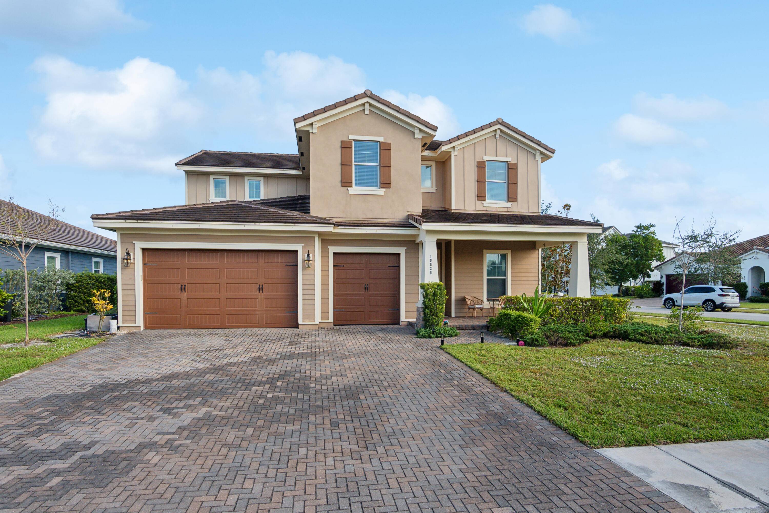 Public Remarks Enjoy this Colonial Style Home with striking accent walls, open concept Kitchen with an extra large Island tons of entertaining space.