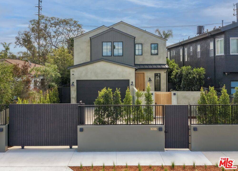 1016   Palms Blvd 4BR Marina Del Rey La