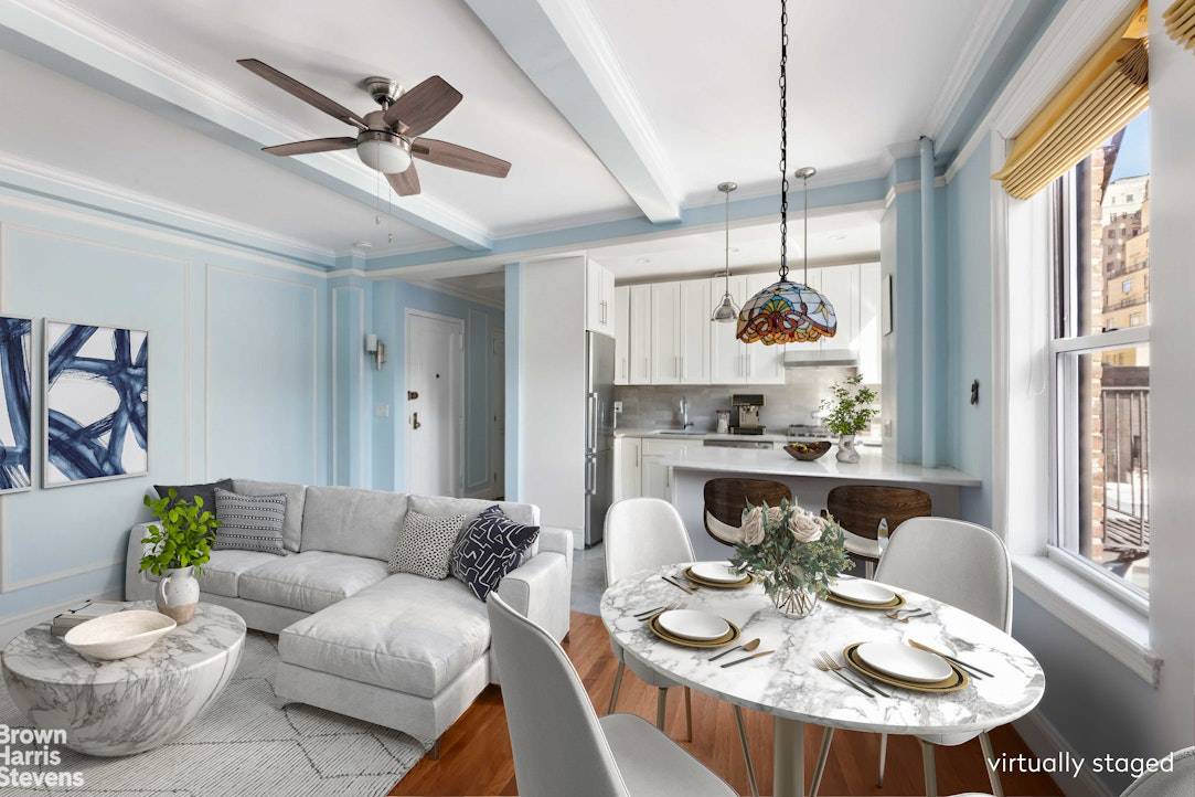 Park Block Renovated 1 BR with bonus den or office !
