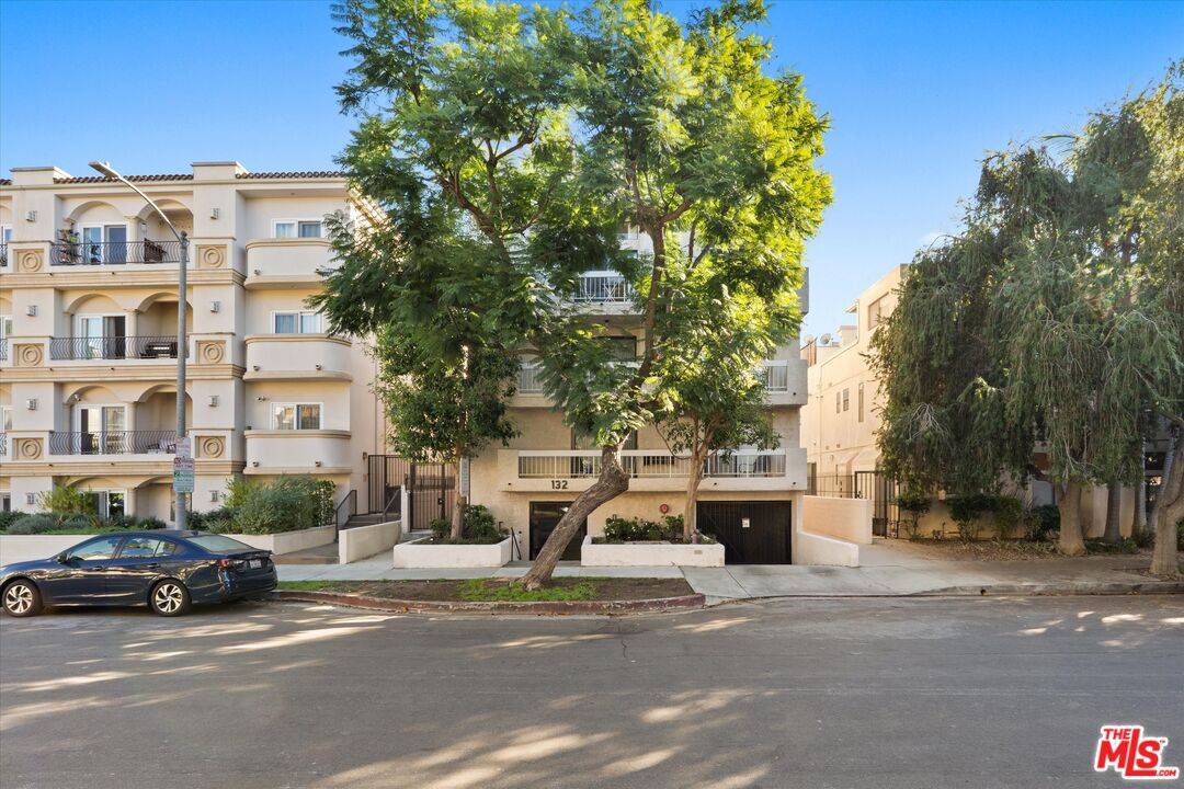 132 S Clark Dr 15BR Beverly Grove La